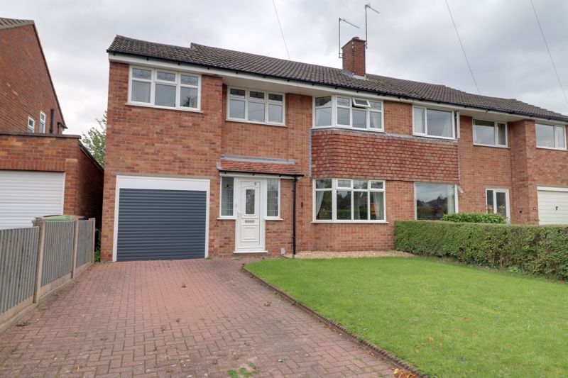 4 bed semidetached house for sale in Bodmin Avenue, Weeping Cross