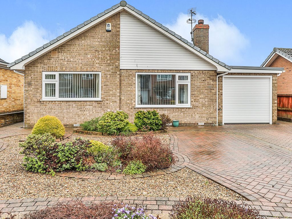 2 bed bungalow for sale in Keppel Drive, Bridlington, East Yorkshire