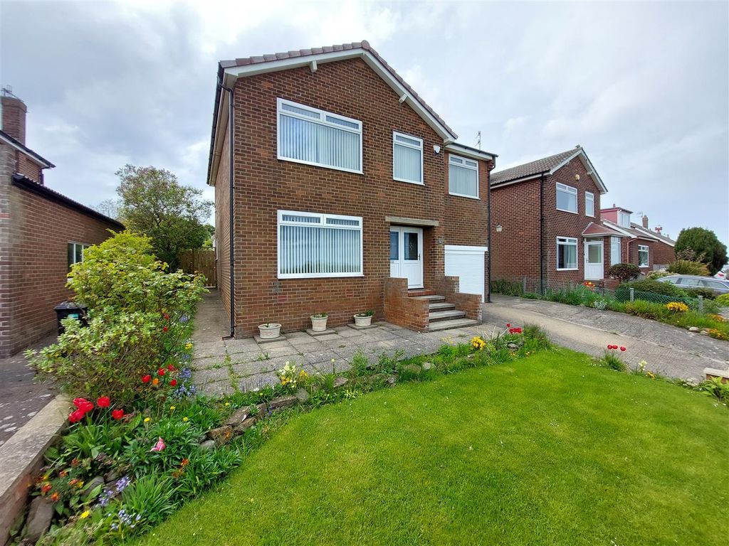 4 bed detached house for sale in Cornelian Drive, Scarborough YO11 Zoopla