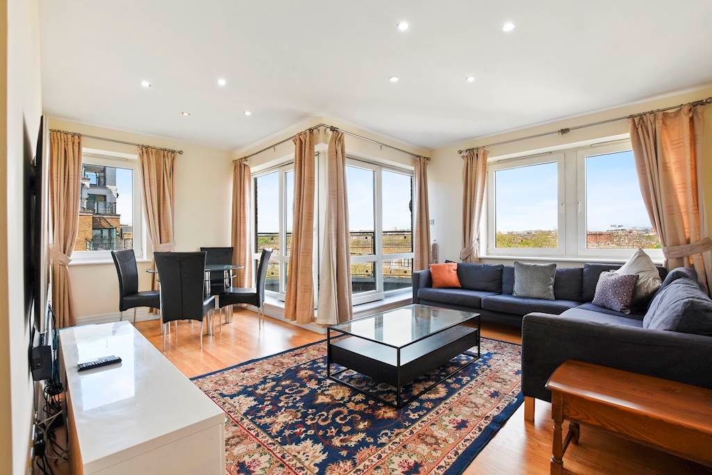 2 bed flat for sale in Warren House, Beckford Close, Warwick Road