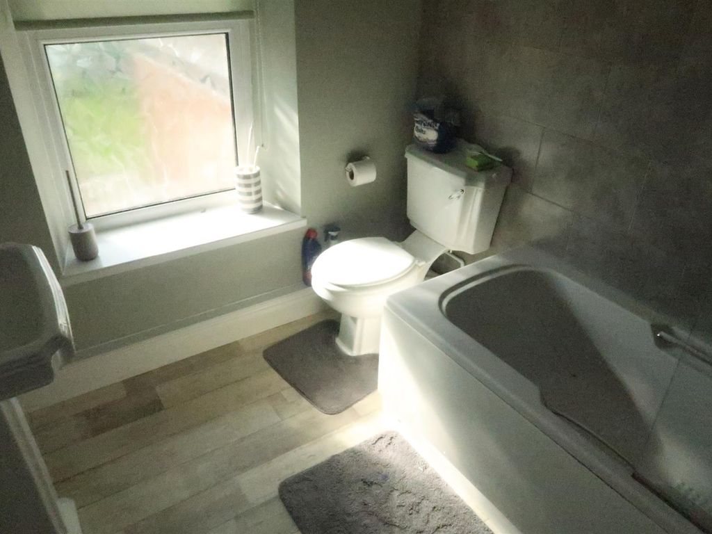 2 bed semidetached house to rent in Blackwood NP12 Zoopla