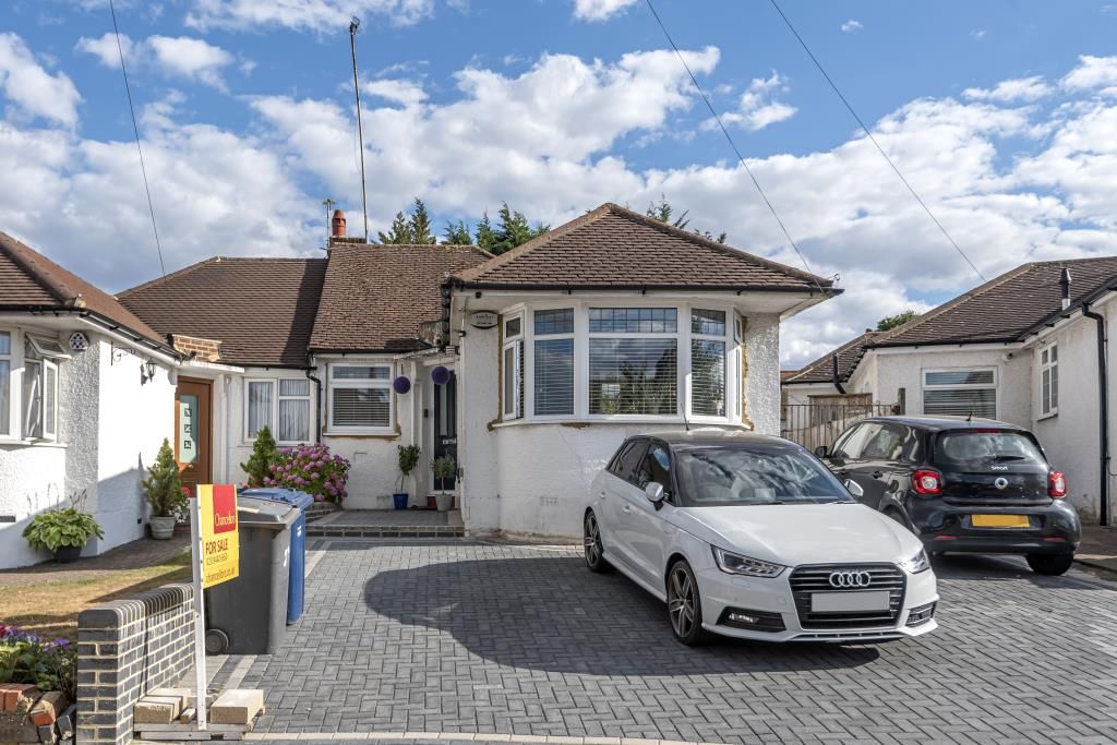 2 bed bungalow for sale in East EN4 Zoopla