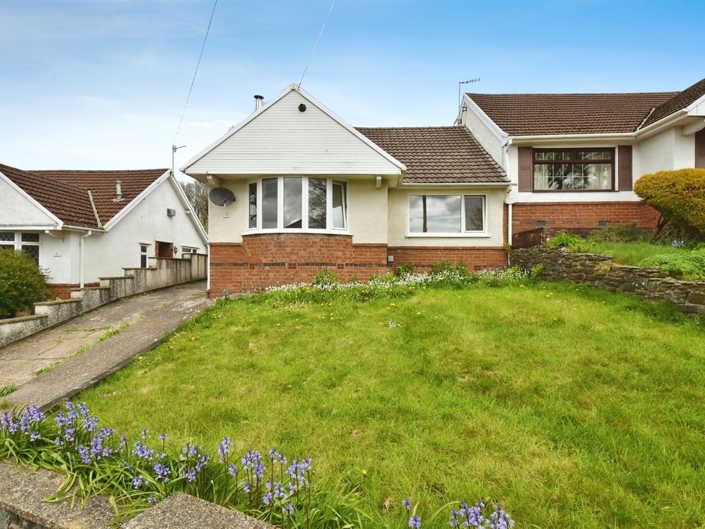 3 bed semidetached bungalow for sale in Rheidol Close, Cwmbach