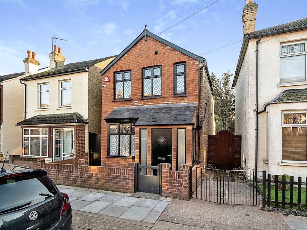 4 bed detached house for sale in Mildmay Road, Romford RM7 Zoopla