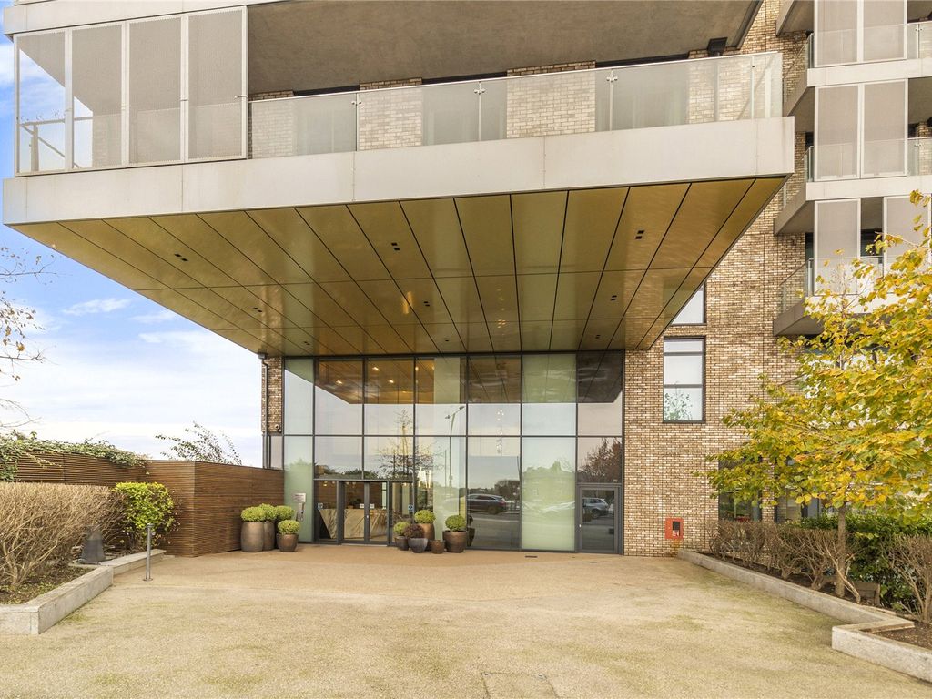 2 bed flat for sale in Salusbury Road, Kilburn Park NW6, £700,000 Zoopla