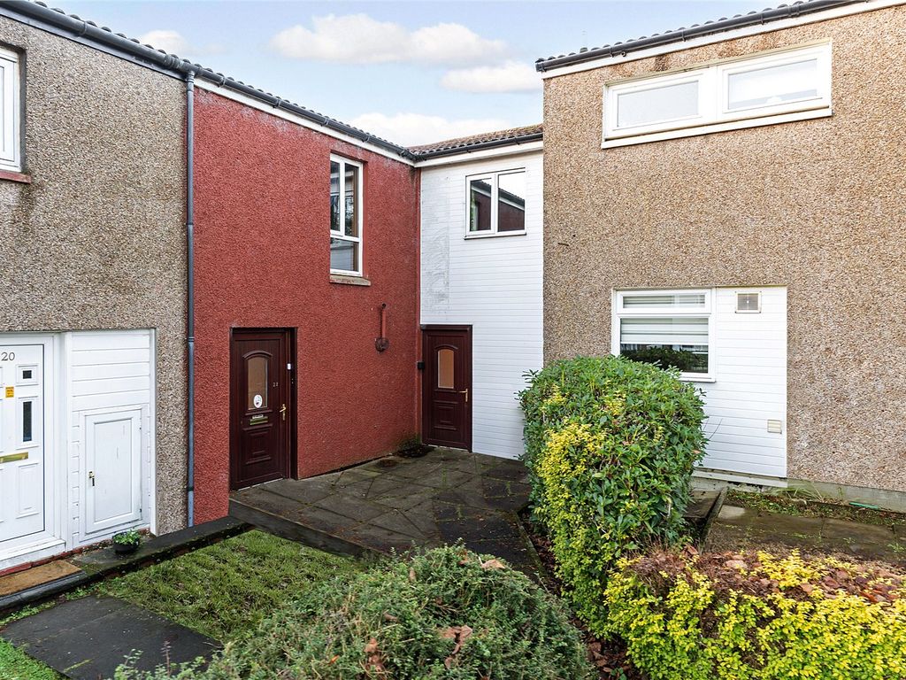 5 bed terraced house for sale in Craigside Court, Cumbernauld, Glasgow