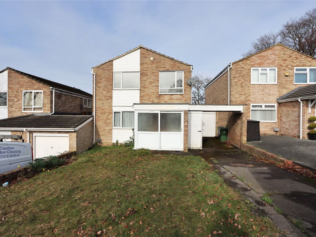 4 bed linkdetached house for sale in Warren Rise, Frimley, Camberley