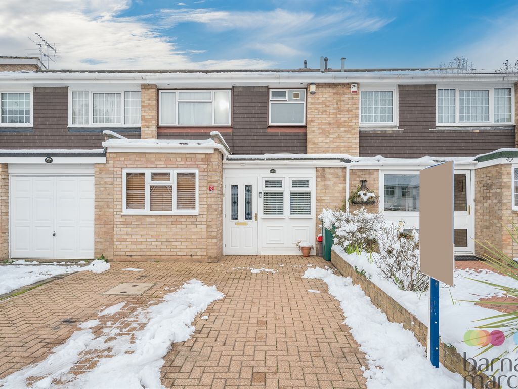 4 bed terraced house for sale in Howard Close, London N11 Zoopla