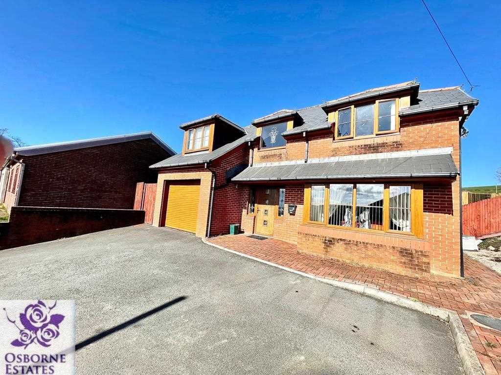 4 bed detached house for sale in TyNi House, The Heathlands, Porth