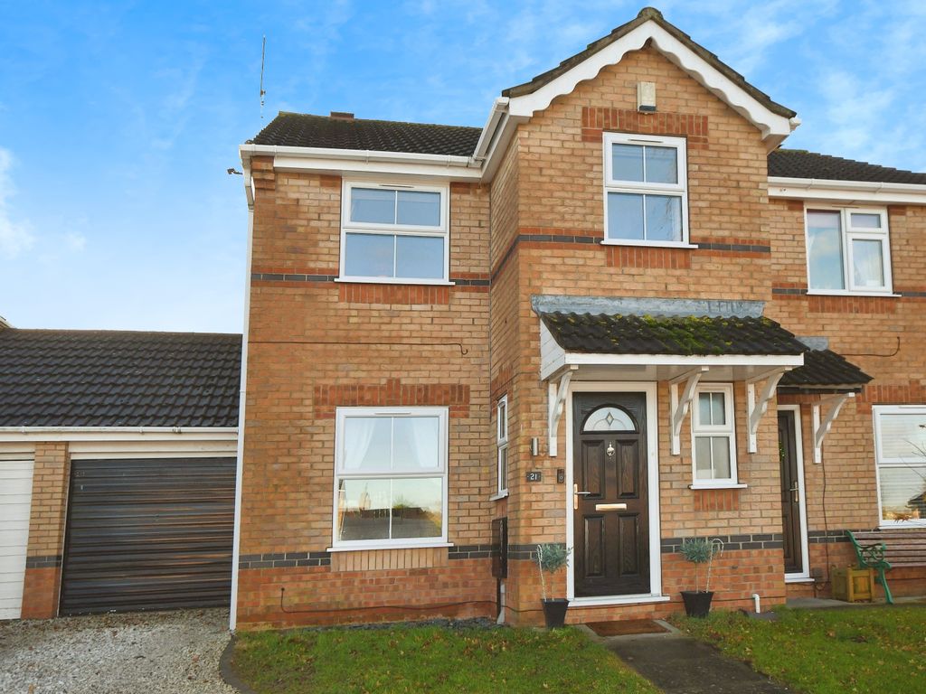 3 bed semidetached house for sale in Curtis Drive, Heighington