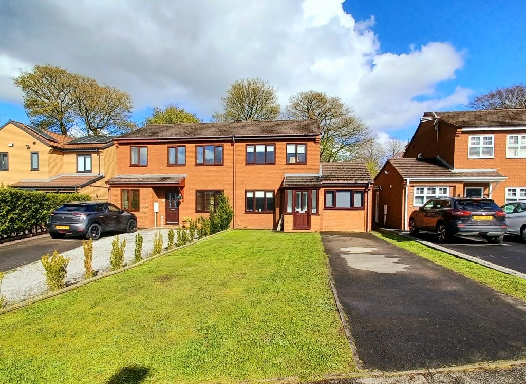 4 bed terraced house for sale in Lilac Way, Toft Hill, Auckland