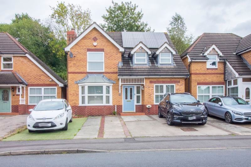 4 bed detached house for sale in Oak Tree Drive, Rogerstone, Newport