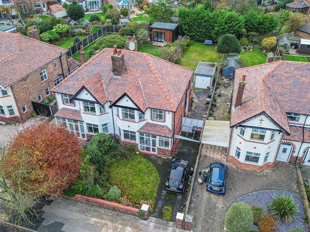 3 bed semidetached house for sale in Radnor Drive, Southport PR9, £