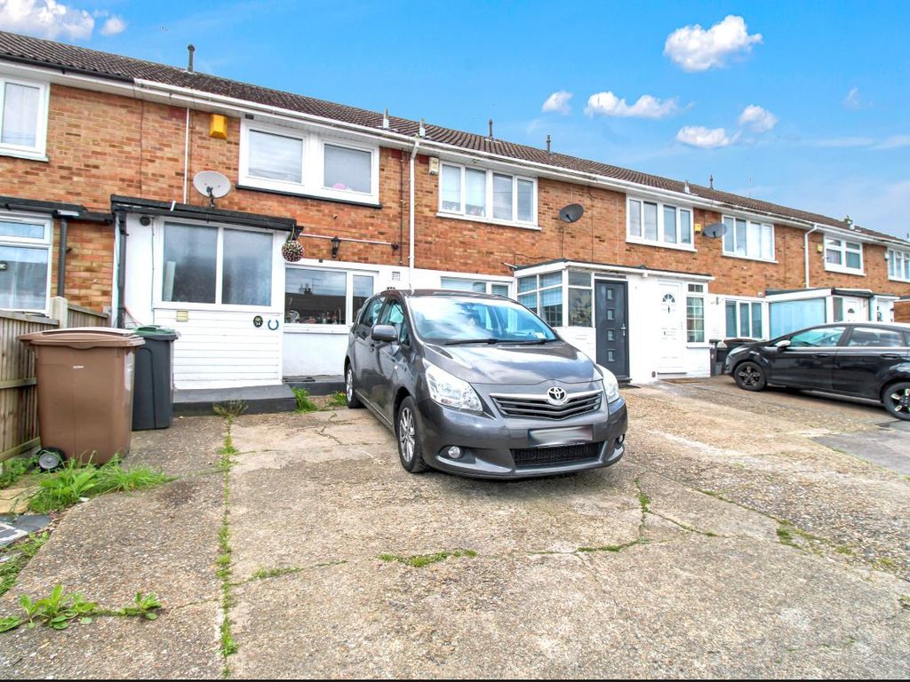 3 bed terraced house for sale in Dorel Close, Luton, Bedfordshire LU2