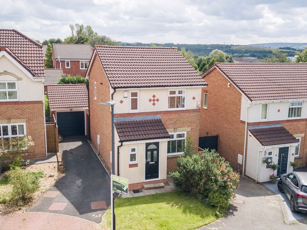 3 bed terraced house for sale in 30, Delphinium Way, Darwen BB3, £