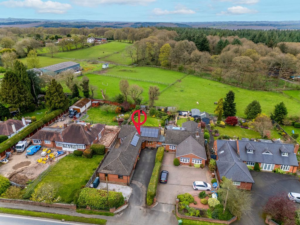 4 bed bungalow for sale in Callow Hill, Bewdley DY14, £475,000 Zoopla