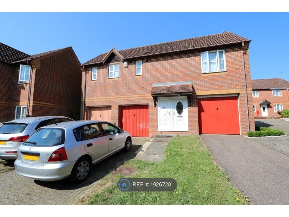 4 bed detached house to rent in Cressey Avenue, Shenley Brook End