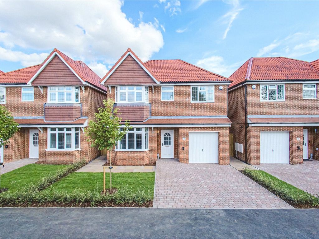 New home, 4 bed detached house for sale in Barrowby Gate, Kingsdown