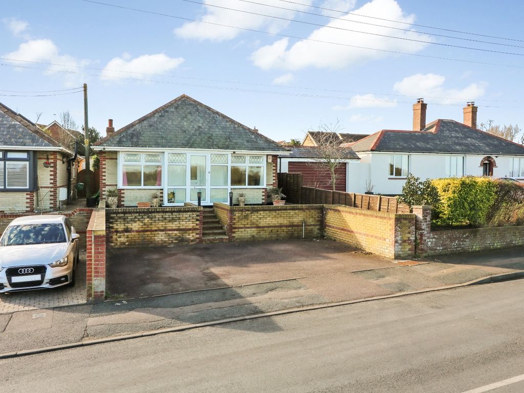 4 bed detached bungalow for sale in Sandwich Road, Ash, Canterbury CT3