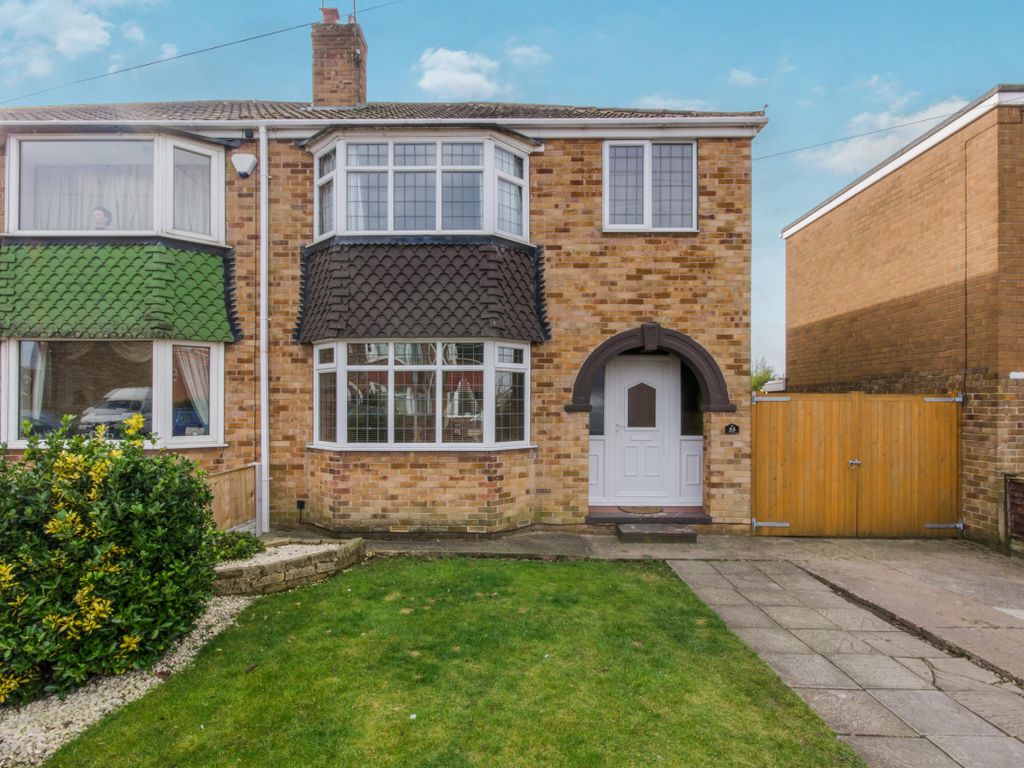 3 bed semidetached house to rent in Menson Drive, Hatfield, Doncaster