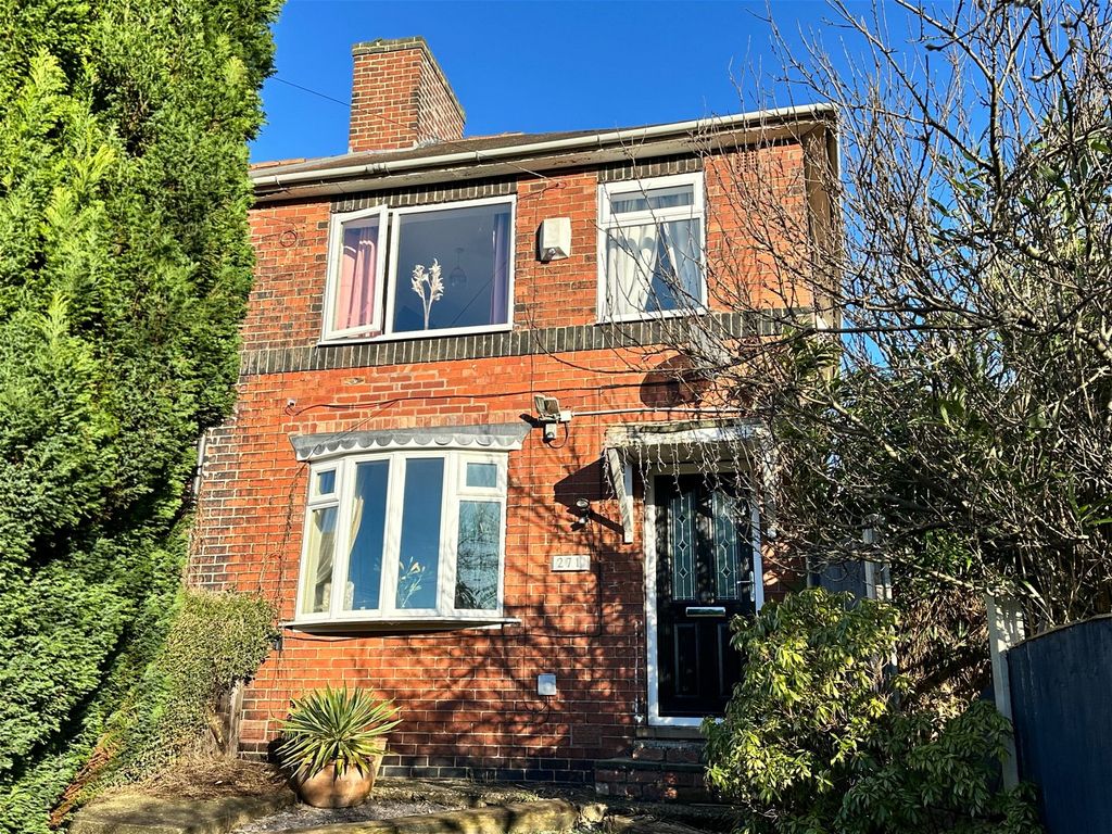 3 bed semidetached house for sale in Wrenthorpe Road, Wrenthorpe