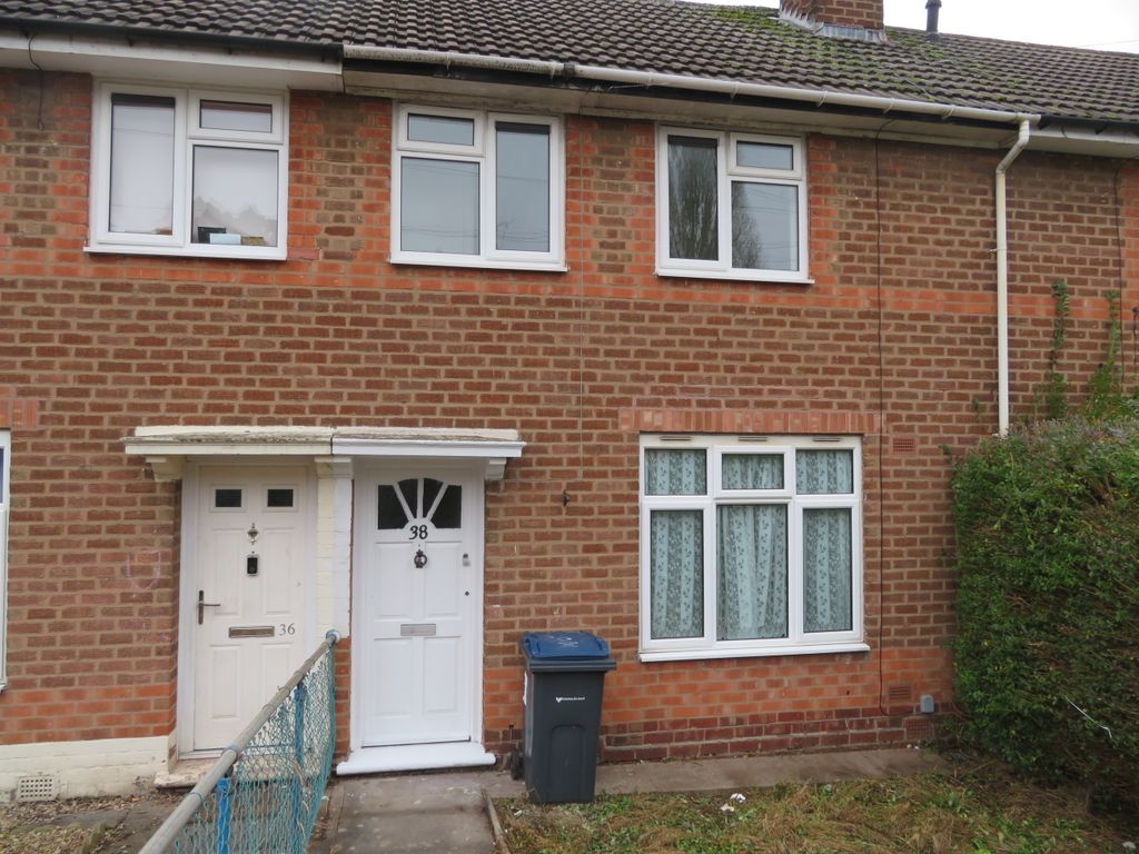 2 bed terraced house to rent in Blandford Road, Quinton B32, £900 pcm