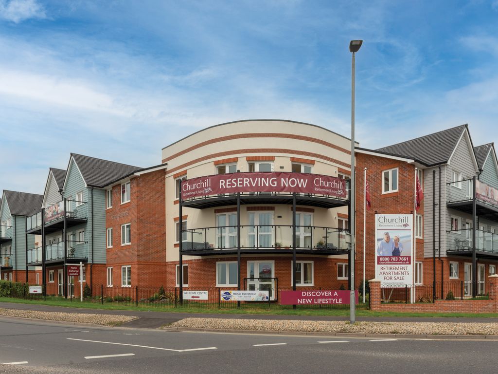 Rowe Avenue, Off South Coast Road, Peacehaven, East Sussex BN10  