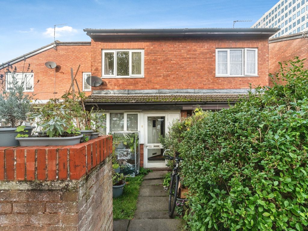 1 bed terraced house for sale in Tregaron Gardens, New Malden KT3, £