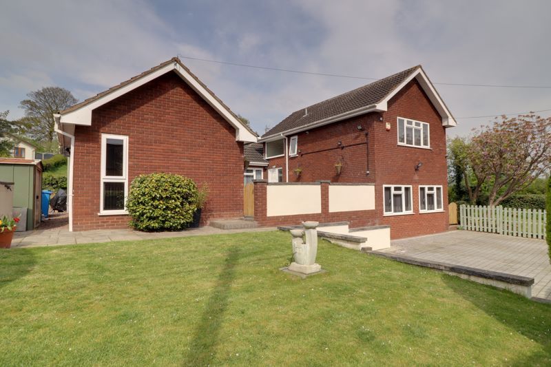 5 bed detached bungalow for sale in Meadow Lane, Acton Trussell