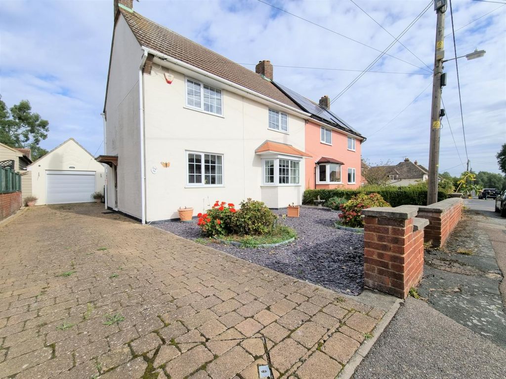 3 bed semidetached house for sale in Observer Way, Kelvedon, Colchester CO5 Zoopla
