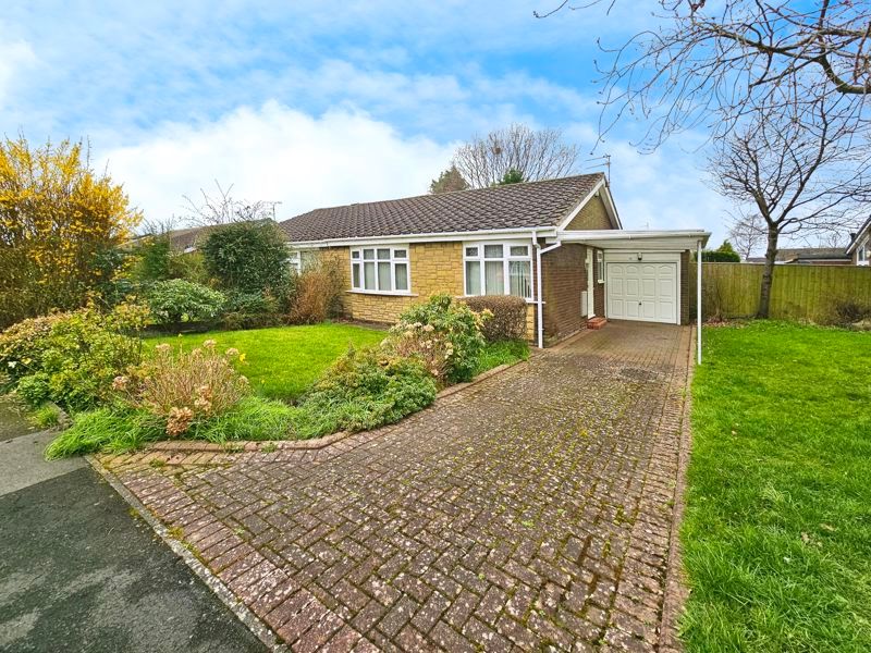 2 bed bungalow to rent in Castle Way, Dinnington, Newcastle Upon Tyne