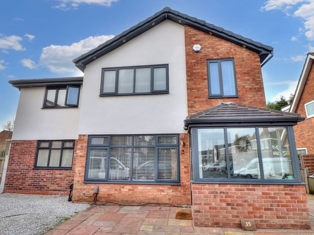 4 bed detached house for sale in Trent Drive, Hindley Green WN2, £