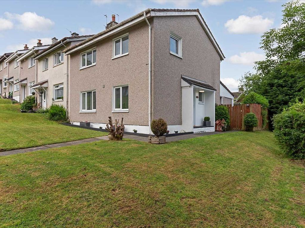 4 bed end terrace house for sale in Flinders Place, Westwood, East