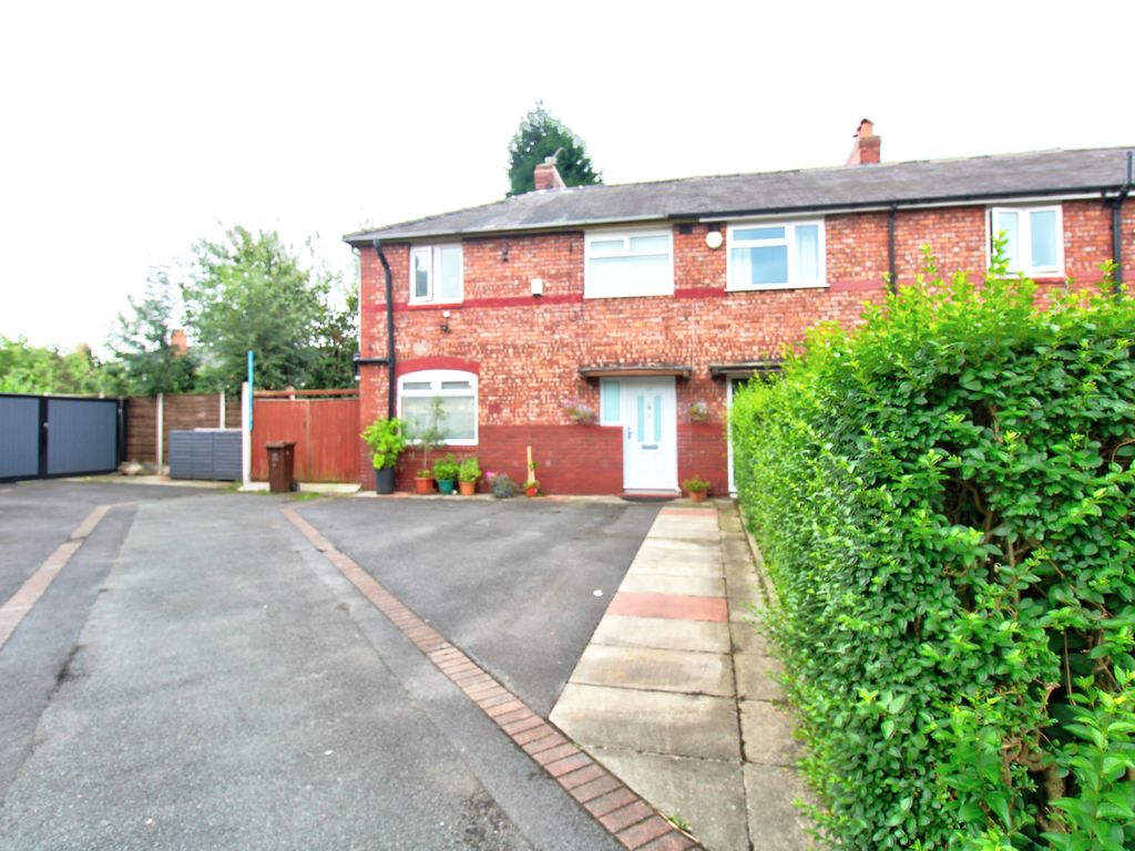 3 bed end terrace house for sale in Wallasey Avenue, Fallowfield