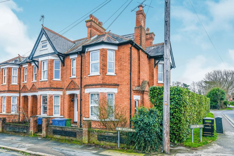 2 bed flat for sale in St. Michaels Road, Aldershot, Hampshire GU12