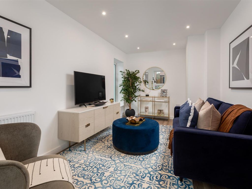 New home, 3 bed semidetached house for sale in St Park