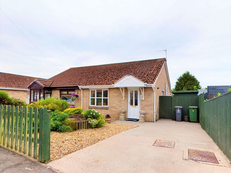 2 bed bungalow for sale in Coed Arhyd, MichaelstonSuperEly, Cardiff