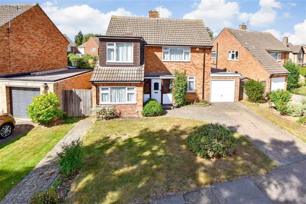 4 bed detached house for sale in Higham Lane, Tonbridge, Kent TN10, £
