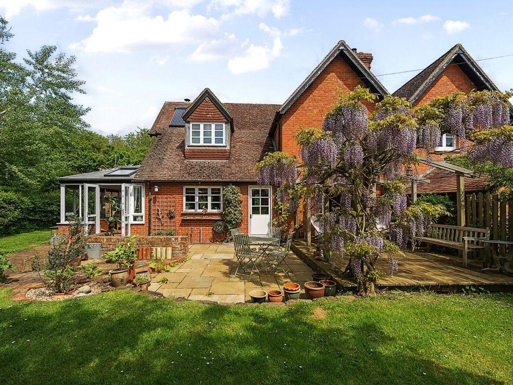 3 bed semidetached house for sale in Burcot, Abingdon OX14, £750,000