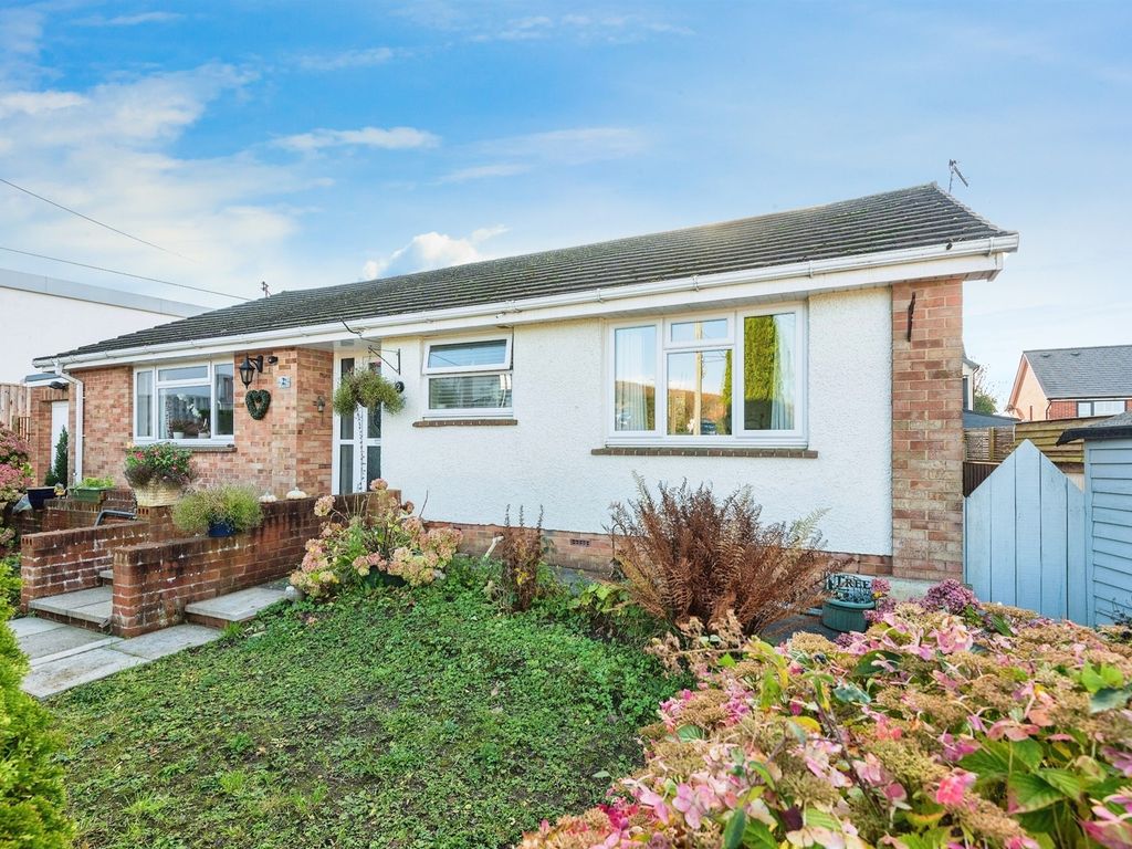 3 bed detached bungalow for sale in Parragate, Cinderford GL14, £