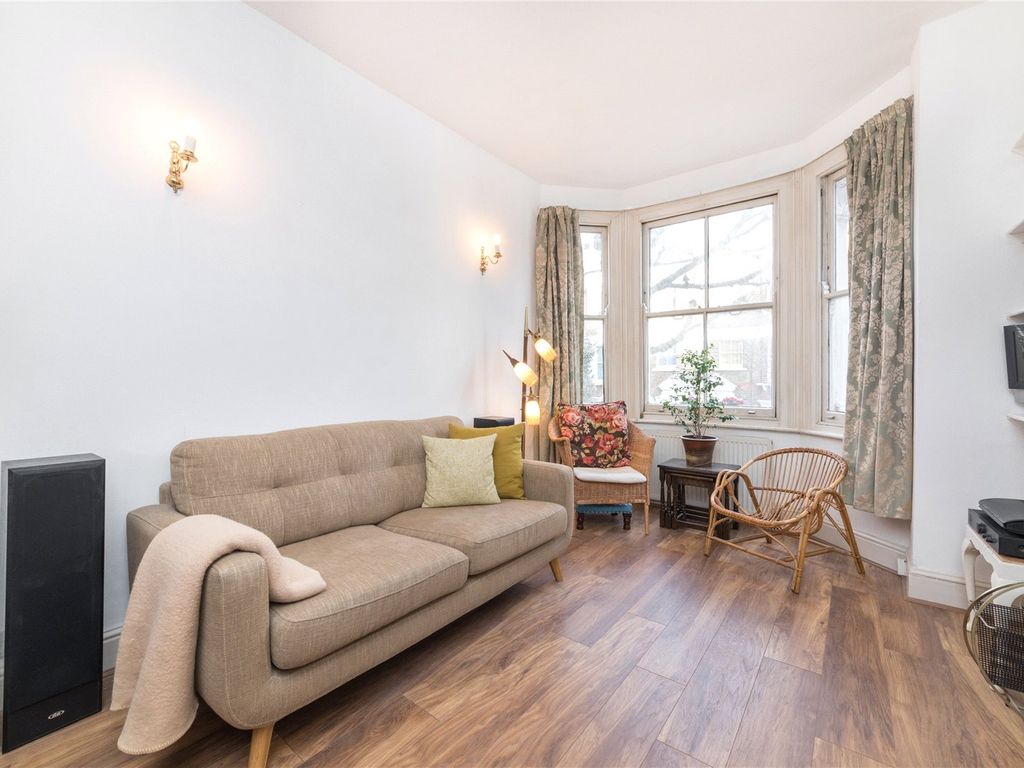 2 bed flat to rent in College Place, Camden NW1, £2,300 pcm Zoopla