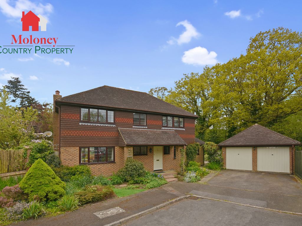 4 bed detached house for sale in Sheringham Close, Staplecross