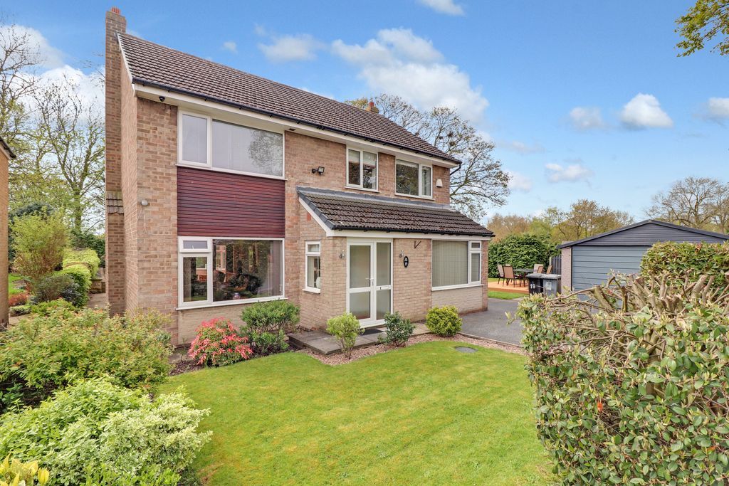 4 bed detached house for sale in Ashdene, New Farnley, Leeds LS12 Zoopla