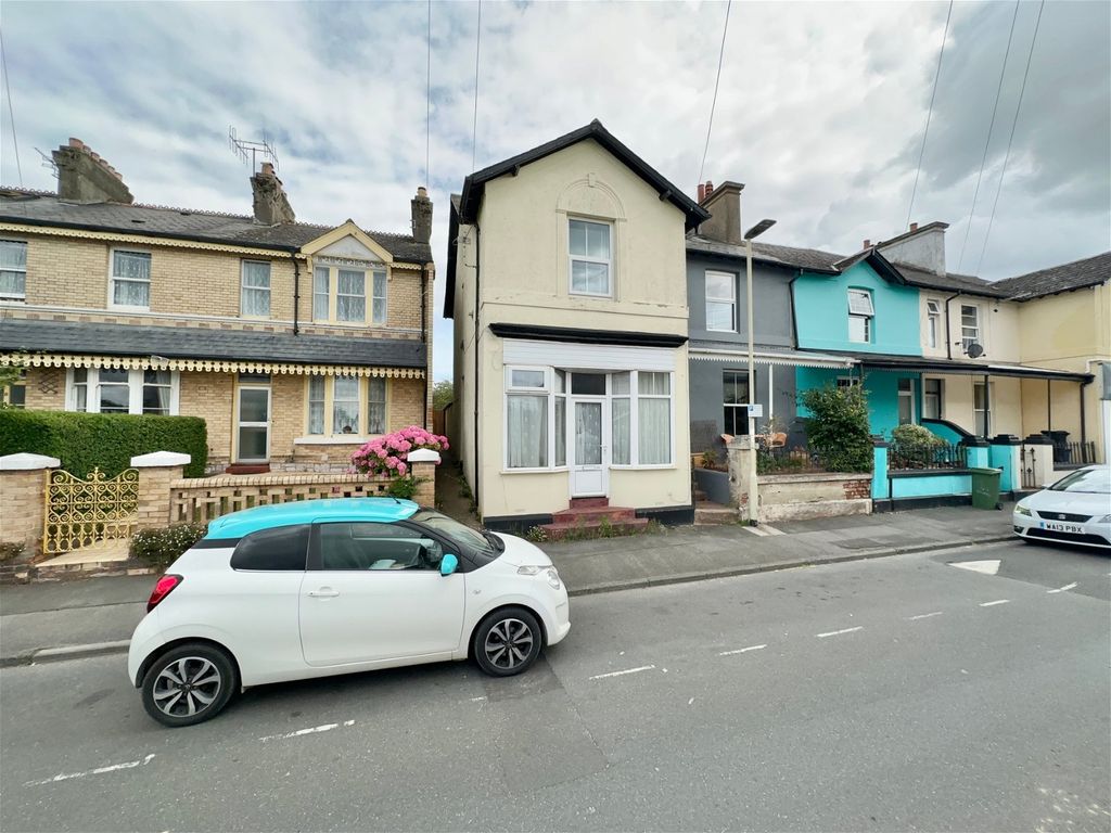 2 bed end terrace house for sale in Fore Street, Kingskerswell, Newton