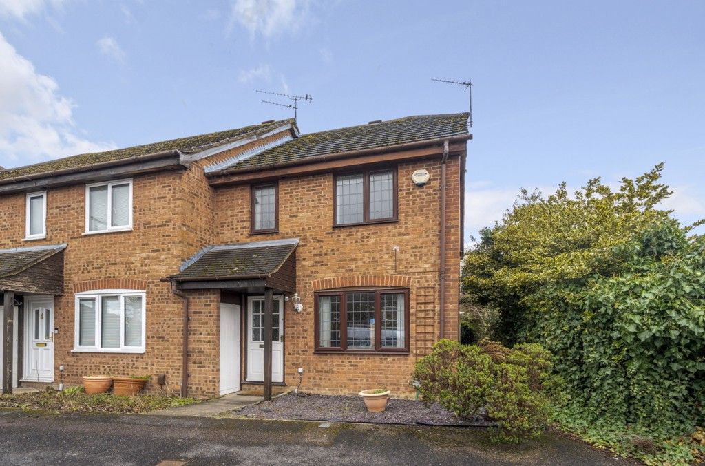 3 bed end terrace house for sale in Milton Way, Houghton Regis