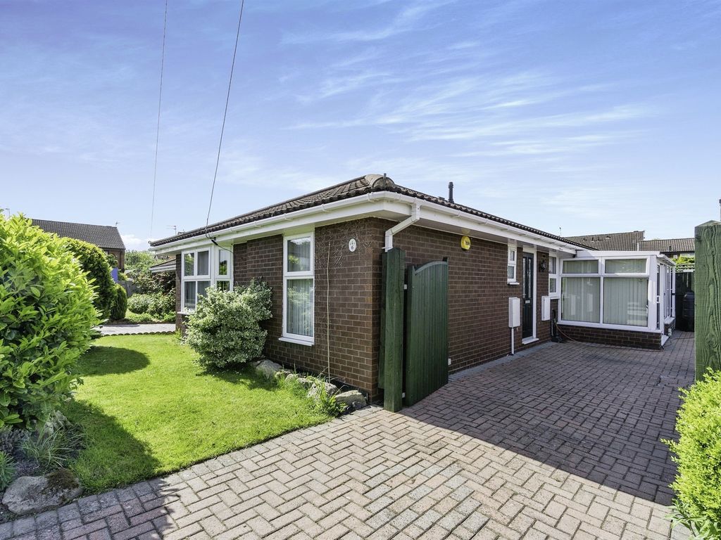3 bed detached bungalow for sale in Loddon Close, Upton, Wirral CH49, £