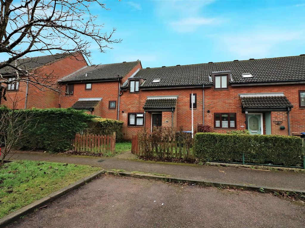 2 bed terraced house for sale in Glenwood, Welwyn Garden City, Herts