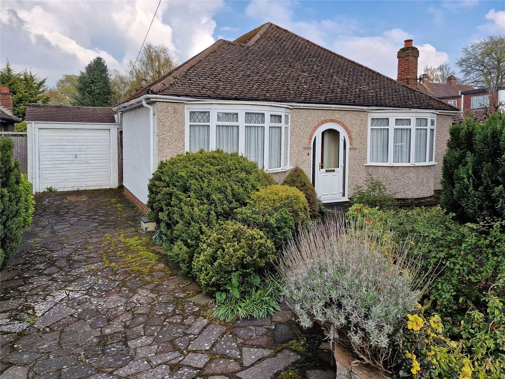 3 bed bungalow for sale in Felstead Road, Orpington BR6 Zoopla