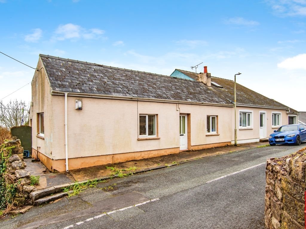 2 bed semidetached house for sale in Middle Row, Golden Hill, Pembroke