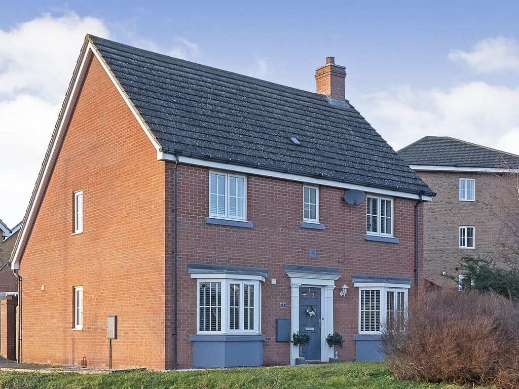 4 bed detached house for sale in Partridge Close, Stowmarket IP14 Zoopla